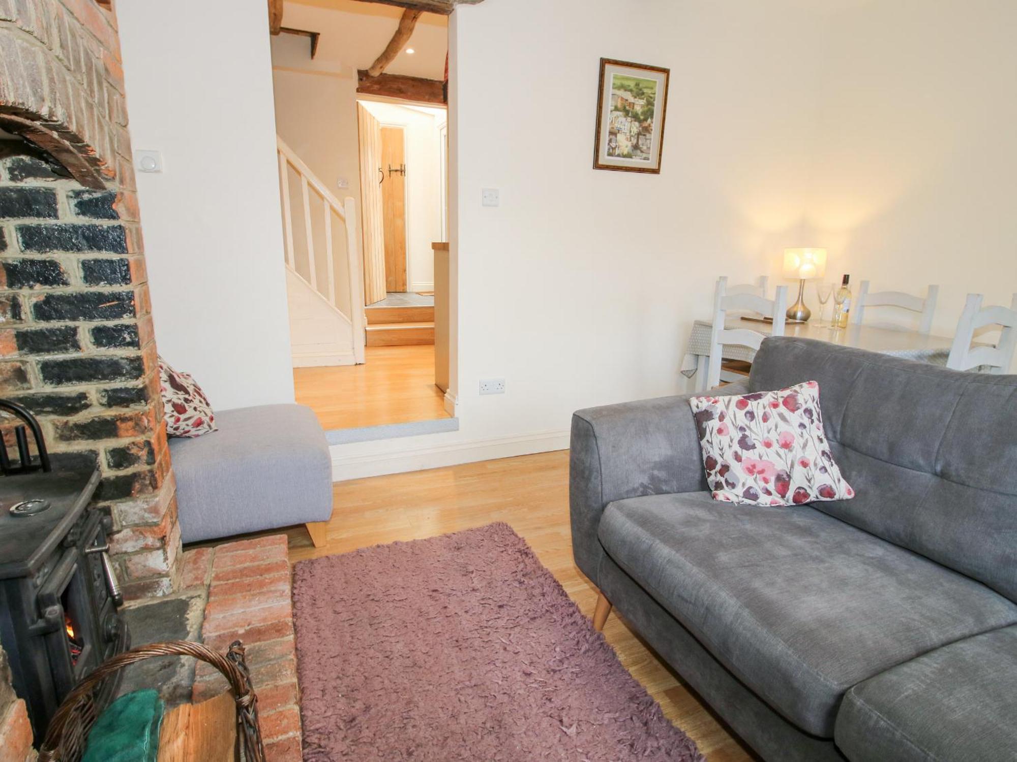 Pinner'S Cottage Knighton  Bagian luar foto